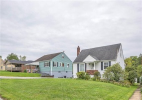 1824 Highland Ave, Irwin, 15642, 3 Bedroom Bedrooms, 10 Room Rooms,2 BathroomBathrooms,Residential,For Sale,Highland Ave,1775615