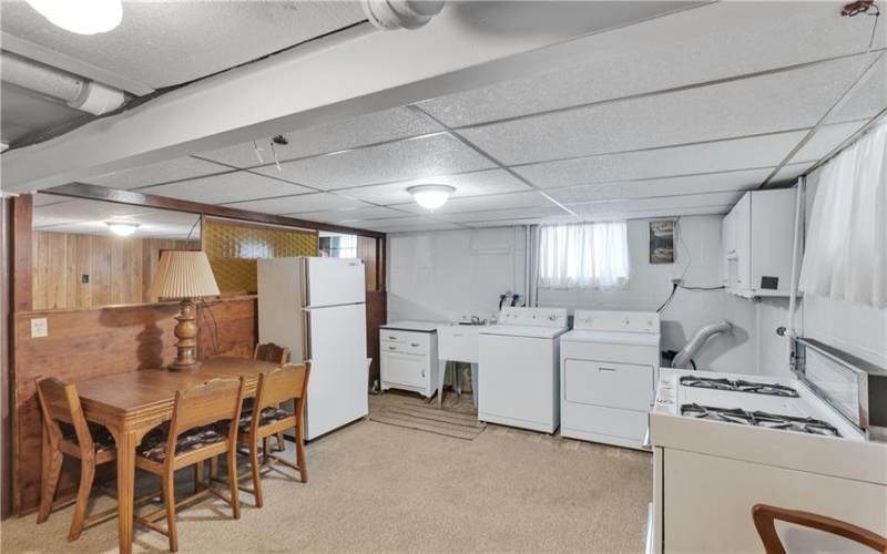 1824 Highland Ave, Irwin, 15642, 3 Bedroom Bedrooms, 10 Room Rooms,2 BathroomBathrooms,Residential,For Sale,Highland Ave,1775615