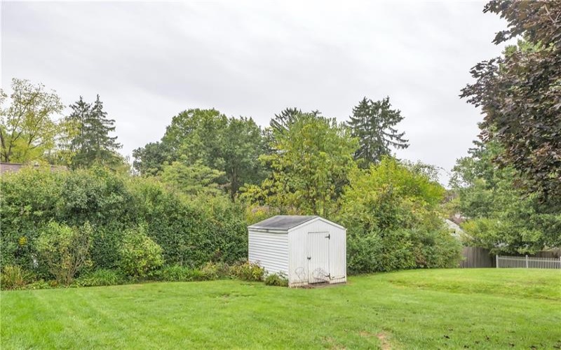 1824 Highland Ave, Irwin, 15642, 3 Bedroom Bedrooms, 10 Room Rooms,2 BathroomBathrooms,Residential,For Sale,Highland Ave,1775615