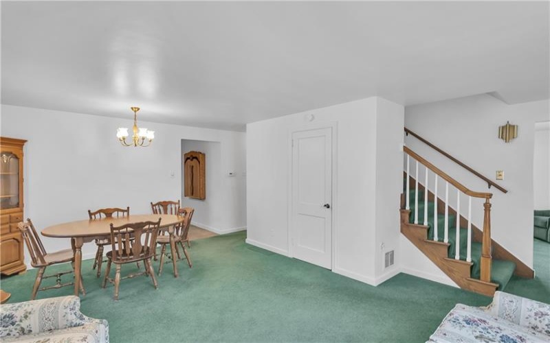 1824 Highland Ave, Irwin, 15642, 3 Bedroom Bedrooms, 10 Room Rooms,2 BathroomBathrooms,Residential,For Sale,Highland Ave,1775615