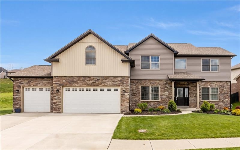 359 Juniper Way, McMurray, 15317, 4 Bedroom Bedrooms, 12 Room Rooms,3.2 BathroomBathrooms,Residential,For Sale,Juniper Way,1775666