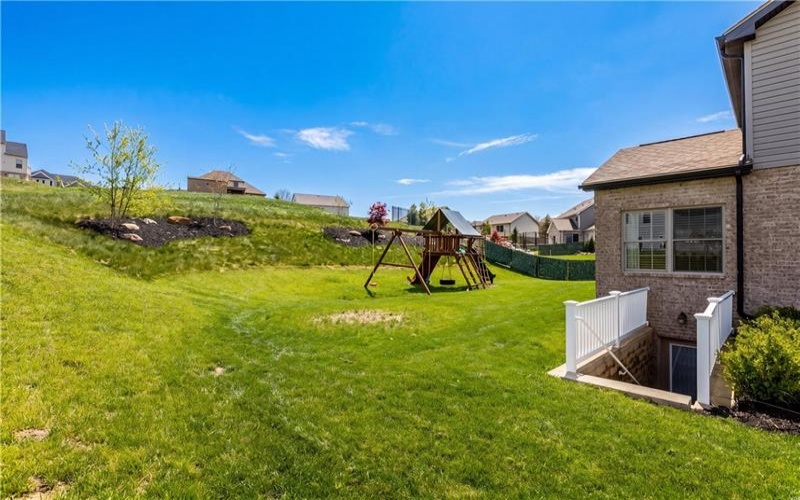 359 Juniper Way, McMurray, 15317, 4 Bedroom Bedrooms, 12 Room Rooms,3.2 BathroomBathrooms,Residential,For Sale,Juniper Way,1775666