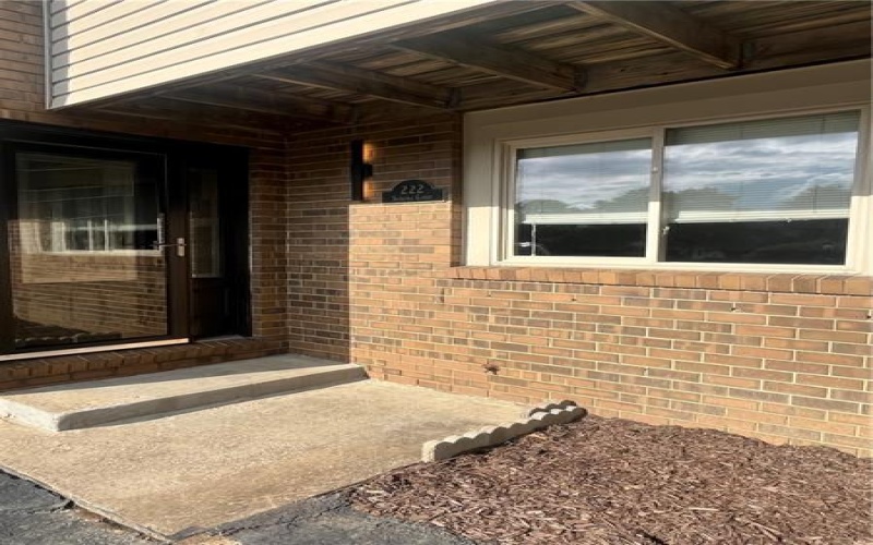 222 Sequoia Court, Latrobe, 15650, 3 Bedroom Bedrooms, ,2.1 BathroomBathrooms,Lease,For Rent,Sequoia Court,1775690