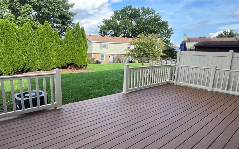 222 Sequoia Court, Latrobe, 15650, 3 Bedroom Bedrooms, ,2.1 BathroomBathrooms,Lease,For Rent,Sequoia Court,1775690