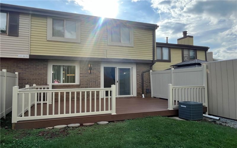 222 Sequoia Court, Latrobe, 15650, 3 Bedroom Bedrooms, ,2.1 BathroomBathrooms,Lease,For Rent,Sequoia Court,1775690