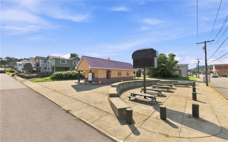 459 3rd St, California, 15419, ,Commercial-industrial-business,For Sale,3rd St,1775738