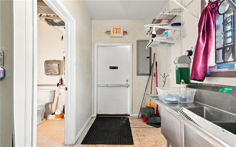 459 3rd St, California, 15419, ,Commercial-industrial-business,For Sale,3rd St,1775738