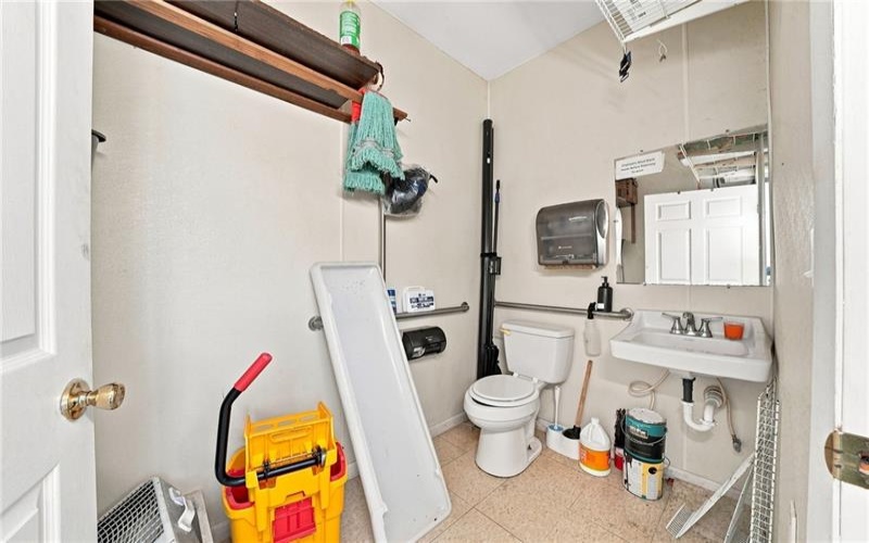 459 3rd St, California, 15419, ,Commercial-industrial-business,For Sale,3rd St,1775738