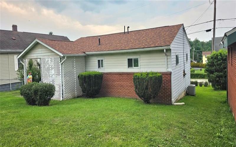 1805 Penn Ave, Connellsville, 15425, 2 Bedroom Bedrooms, ,1 BathroomBathrooms,Residential,For Sale,Penn Ave,1775776