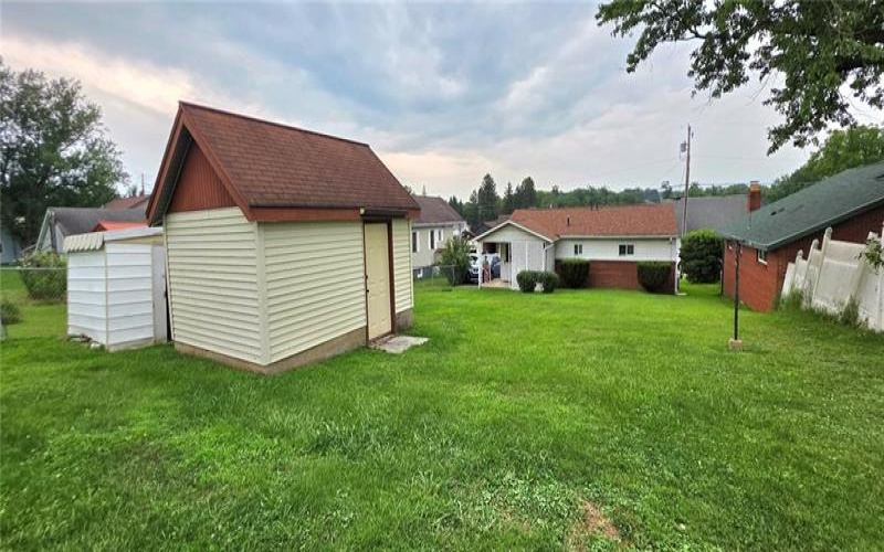 1805 Penn Ave, Connellsville, 15425, 2 Bedroom Bedrooms, ,1 BathroomBathrooms,Residential,For Sale,Penn Ave,1775776