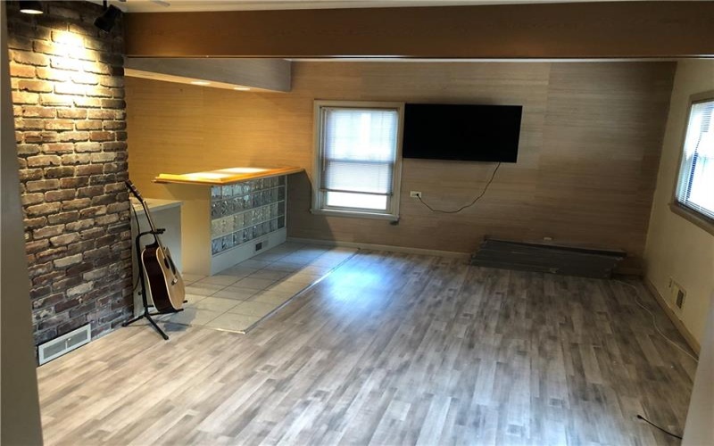 156 STOCKTON AVENUE, Uniontown, 15401, 3 Bedroom Bedrooms, 11 Room Rooms,1.1 BathroomBathrooms,Residential,For Sale,STOCKTON AVENUE,1775784