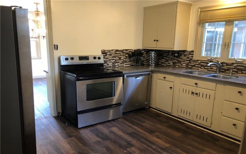 156 STOCKTON AVENUE, Uniontown, 15401, 3 Bedroom Bedrooms, 11 Room Rooms,1.1 BathroomBathrooms,Residential,For Sale,STOCKTON AVENUE,1775784