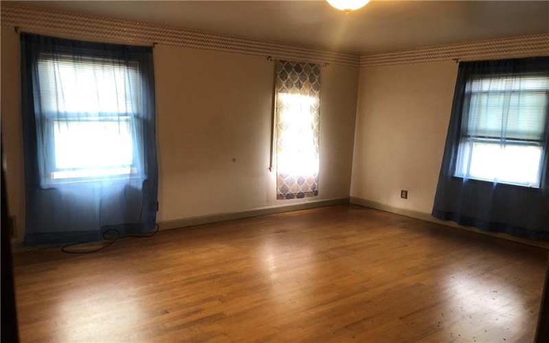 156 STOCKTON AVENUE, Uniontown, 15401, 3 Bedroom Bedrooms, 11 Room Rooms,1.1 BathroomBathrooms,Residential,For Sale,STOCKTON AVENUE,1775784