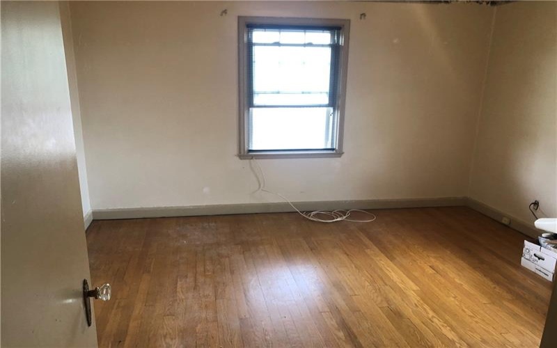 156 STOCKTON AVENUE, Uniontown, 15401, 3 Bedroom Bedrooms, 11 Room Rooms,1.1 BathroomBathrooms,Residential,For Sale,STOCKTON AVENUE,1775784