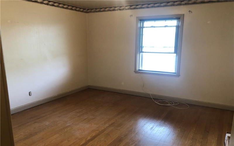 156 STOCKTON AVENUE, Uniontown, 15401, 3 Bedroom Bedrooms, 11 Room Rooms,1.1 BathroomBathrooms,Residential,For Sale,STOCKTON AVENUE,1775784