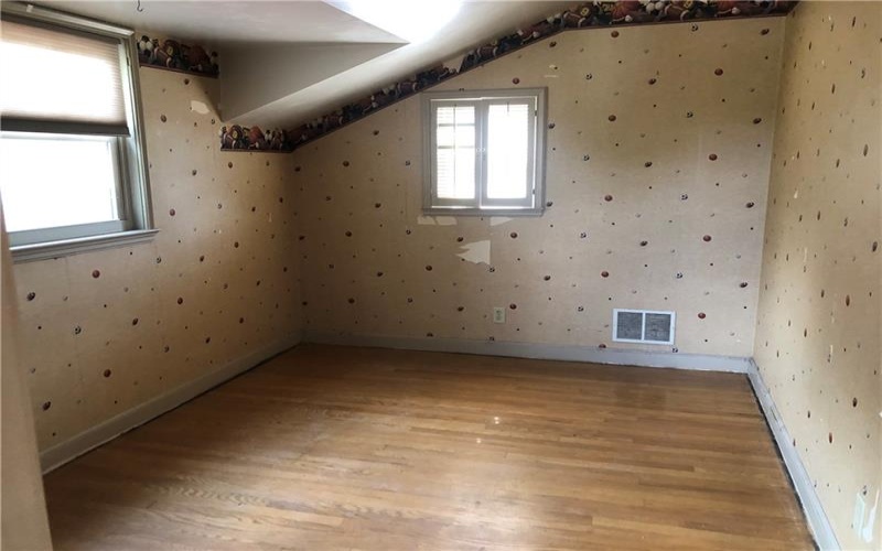 156 STOCKTON AVENUE, Uniontown, 15401, 3 Bedroom Bedrooms, 11 Room Rooms,1.1 BathroomBathrooms,Residential,For Sale,STOCKTON AVENUE,1775784