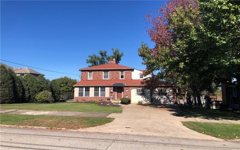 156 STOCKTON AVENUE, Uniontown, 15401, 3 Bedroom Bedrooms, 11 Room Rooms,1.1 BathroomBathrooms,Residential,For Sale,STOCKTON AVENUE,1775784