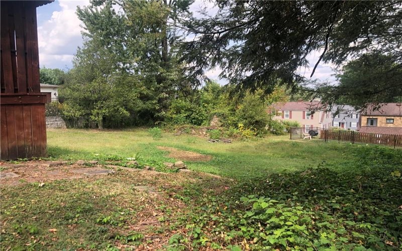 156 STOCKTON AVENUE, Uniontown, 15401, 3 Bedroom Bedrooms, 11 Room Rooms,1.1 BathroomBathrooms,Residential,For Sale,STOCKTON AVENUE,1775784