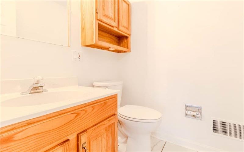 45 Manorfield Circle, Delmont, 15626, 3 Bedroom Bedrooms, 7 Room Rooms,2.1 BathroomBathrooms,Residential,For Sale,Manorfield Circle,1773429