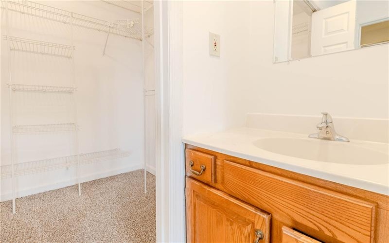 45 Manorfield Circle, Delmont, 15626, 3 Bedroom Bedrooms, 7 Room Rooms,2.1 BathroomBathrooms,Residential,For Sale,Manorfield Circle,1773429