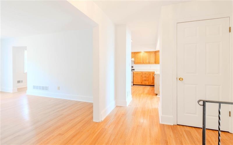 45 Manorfield Circle, Delmont, 15626, 3 Bedroom Bedrooms, 7 Room Rooms,2.1 BathroomBathrooms,Residential,For Sale,Manorfield Circle,1773429