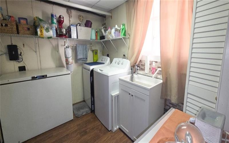 1 Liberty Ave, Burgettstown, 15021, 4 Bedroom Bedrooms, ,1.1 BathroomBathrooms,Residential,For Sale,Liberty Ave,1775821