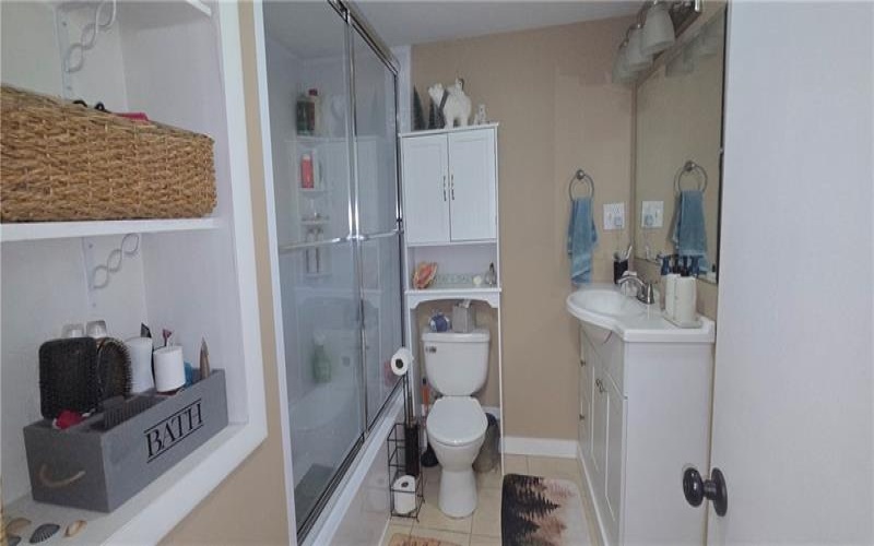 1 Liberty Ave, Burgettstown, 15021, 4 Bedroom Bedrooms, ,1.1 BathroomBathrooms,Residential,For Sale,Liberty Ave,1775821