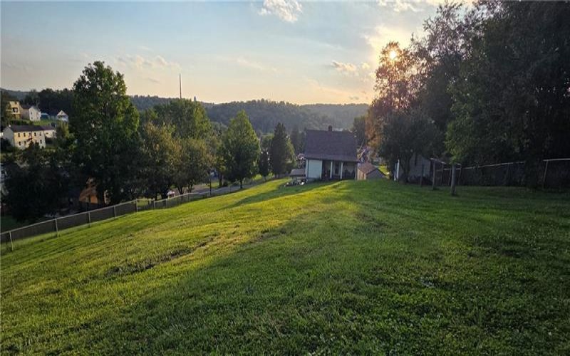 1 Liberty Ave, Burgettstown, 15021, 4 Bedroom Bedrooms, ,1.1 BathroomBathrooms,Residential,For Sale,Liberty Ave,1775821
