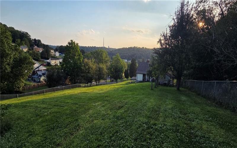 1 Liberty Ave, Burgettstown, 15021, 4 Bedroom Bedrooms, ,1.1 BathroomBathrooms,Residential,For Sale,Liberty Ave,1775821