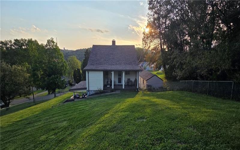 1 Liberty Ave, Burgettstown, 15021, 4 Bedroom Bedrooms, ,1.1 BathroomBathrooms,Residential,For Sale,Liberty Ave,1775821