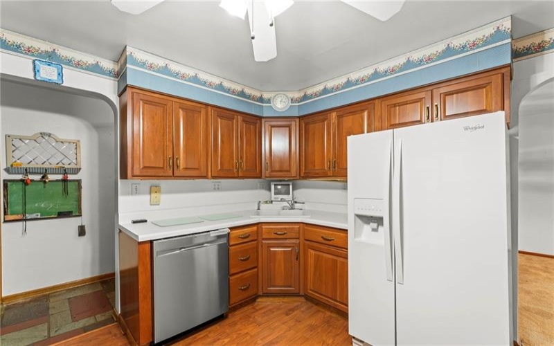 107 Devonshire Dr, McMurray, 15317, 4 Bedroom Bedrooms, 10 Room Rooms,2 BathroomBathrooms,Residential,For Sale,Devonshire Dr,1775739