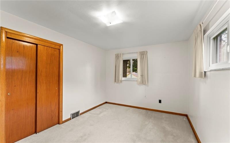 107 Devonshire Dr, McMurray, 15317, 4 Bedroom Bedrooms, 10 Room Rooms,2 BathroomBathrooms,Residential,For Sale,Devonshire Dr,1775739