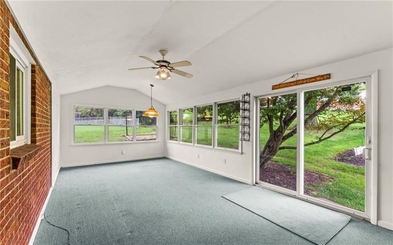 107 Devonshire Dr, McMurray, 15317, 4 Bedroom Bedrooms, 10 Room Rooms,2 BathroomBathrooms,Residential,For Sale,Devonshire Dr,1775739