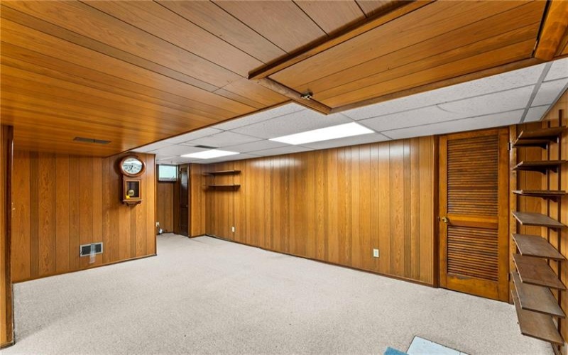 107 Devonshire Dr, McMurray, 15317, 4 Bedroom Bedrooms, 10 Room Rooms,2 BathroomBathrooms,Residential,For Sale,Devonshire Dr,1775739
