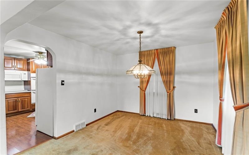 107 Devonshire Dr, McMurray, 15317, 4 Bedroom Bedrooms, 10 Room Rooms,2 BathroomBathrooms,Residential,For Sale,Devonshire Dr,1775739