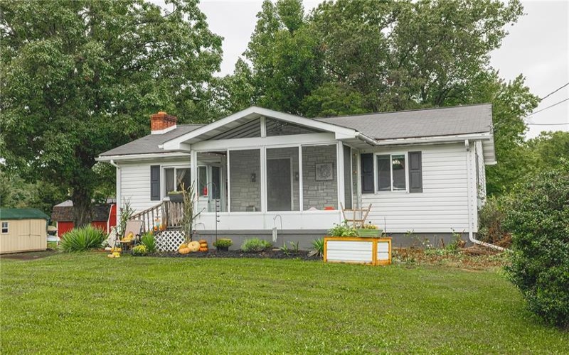 1395 State Rt 217 Hwy, Derry, 15627, 3 Bedroom Bedrooms, ,2 BathroomBathrooms,Residential,For Sale,State Rt 217 Hwy,1775804