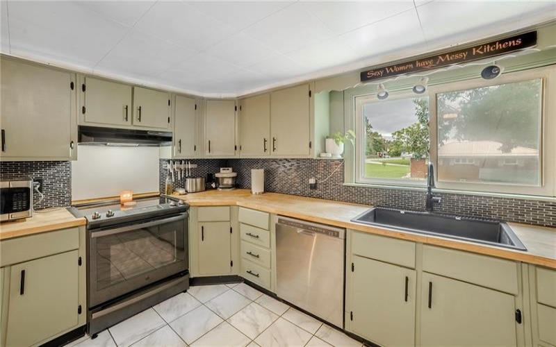 1395 State Rt 217 Hwy, Derry, 15627, 3 Bedroom Bedrooms, ,2 BathroomBathrooms,Residential,For Sale,State Rt 217 Hwy,1775804