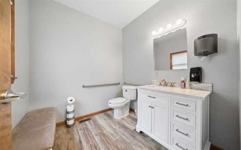 3293 Leechburg ROAD, New Kensington, 15068, ,Commercial-industrial-business,For Sale,Leechburg,1775877