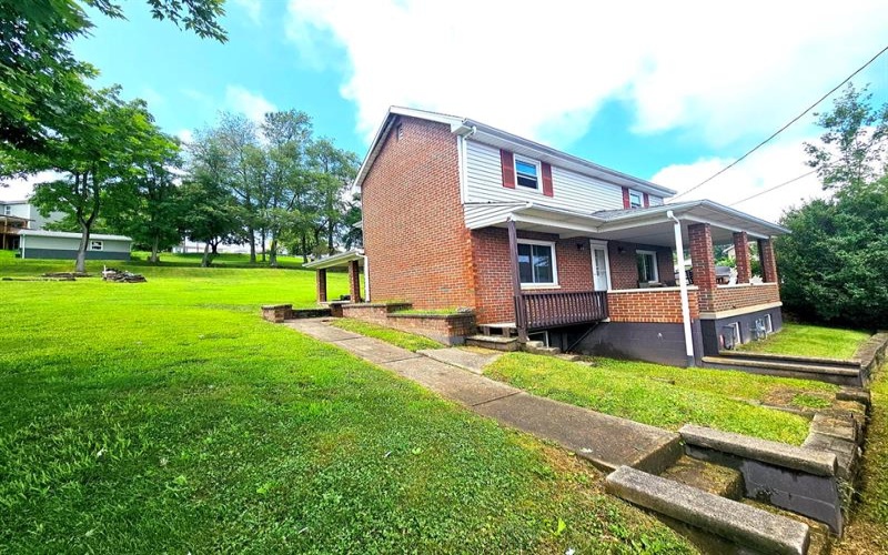 1546 North, Leechburg, 15656, 3 Bedroom Bedrooms, ,1 BathroomBathrooms,Residential,For Sale,North,1775914