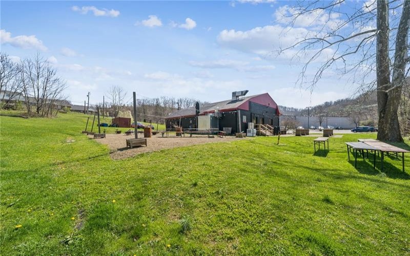 715 Craigdell Rd, New Kensington, 15068, ,Commercial-industrial-business,For Sale,Craigdell Rd,1775976
