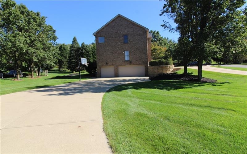 100 Iron Horse Dr, Venetia, 15367, 4 Bedroom Bedrooms, 13 Room Rooms,4.1 BathroomBathrooms,Residential,For Sale,Iron Horse Dr,1775532