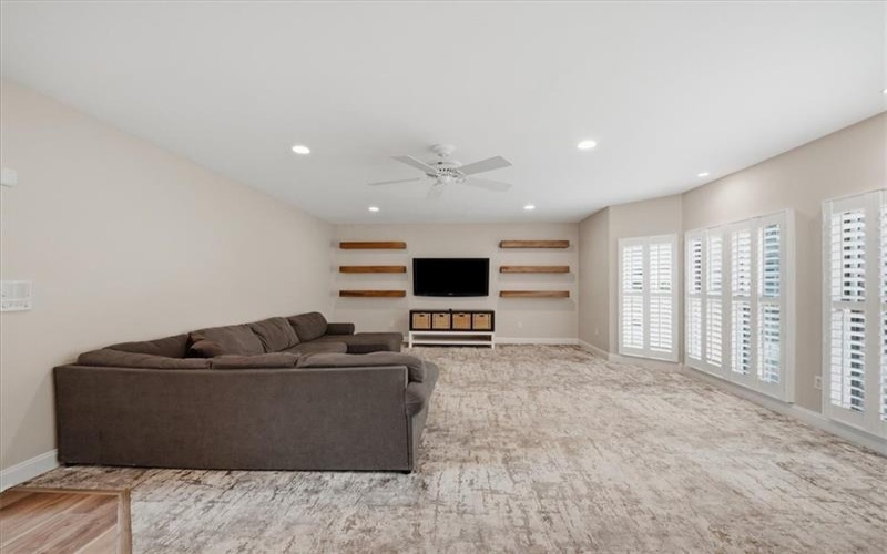 100 Iron Horse Dr, Venetia, 15367, 4 Bedroom Bedrooms, 13 Room Rooms,4.1 BathroomBathrooms,Residential,For Sale,Iron Horse Dr,1775532