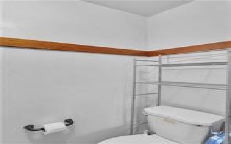2052 Main St, Claridge, 15623, 2 Bedroom Bedrooms, ,1.1 BathroomBathrooms,Residential,For Sale,Main St,1775608