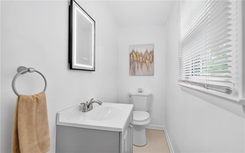 422 Sheffield Dr, Greensburg, 15601, 3 Bedroom Bedrooms, ,1.2 BathroomBathrooms,Residential,For Sale,Sheffield Dr,1775433