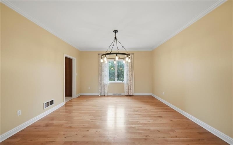 106 Equestrian Dr, Venetia, 15367, 4 Bedroom Bedrooms, 14 Room Rooms,4.1 BathroomBathrooms,Residential,For Sale,Equestrian Dr,1775560