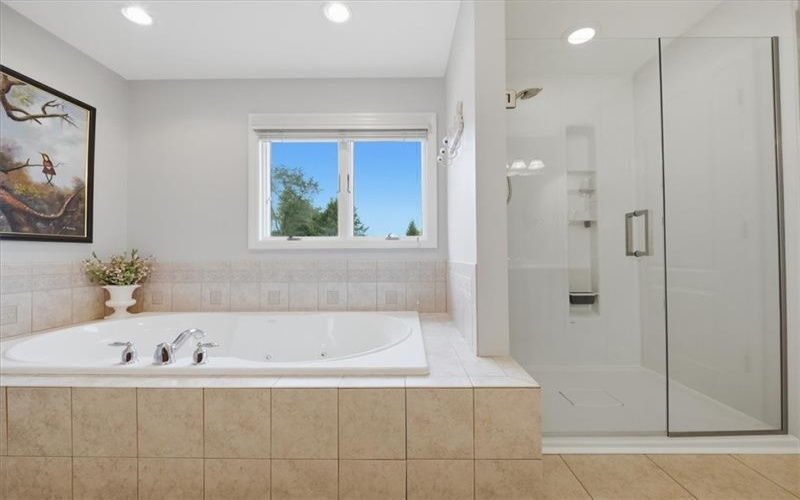 106 Equestrian Dr, Venetia, 15367, 4 Bedroom Bedrooms, 14 Room Rooms,4.1 BathroomBathrooms,Residential,For Sale,Equestrian Dr,1775560