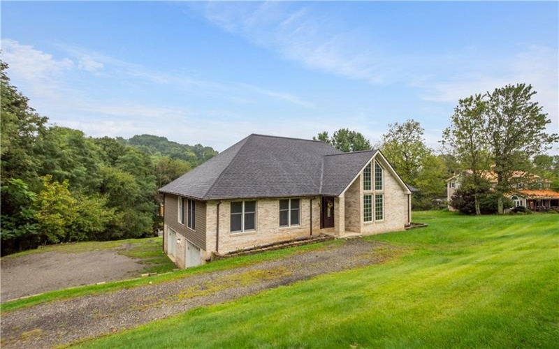 3054 Bedillion Road, Washington, 15301, 3 Bedroom Bedrooms, 10 Room Rooms,2 BathroomBathrooms,Residential,For Sale,Bedillion Road,1775683