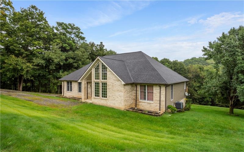 3054 Bedillion Road, Washington, 15301, 3 Bedroom Bedrooms, 10 Room Rooms,2 BathroomBathrooms,Residential,For Sale,Bedillion Road,1775683