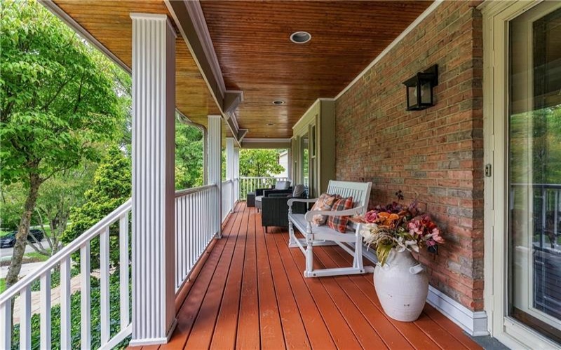 117 Yorktown Rd, McMurray, 15317, 4 Bedroom Bedrooms, 13 Room Rooms,3.1 BathroomBathrooms,Residential,For Sale,Yorktown Rd,1775910
