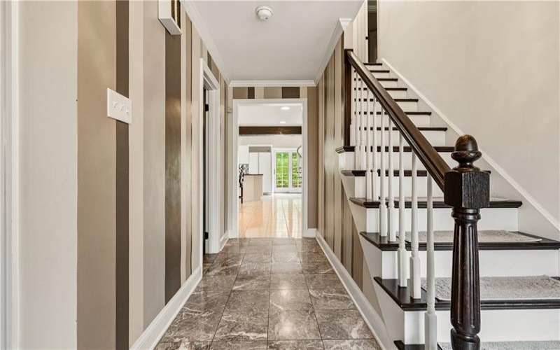 117 Yorktown Rd, McMurray, 15317, 4 Bedroom Bedrooms, 13 Room Rooms,3.1 BathroomBathrooms,Residential,For Sale,Yorktown Rd,1775910